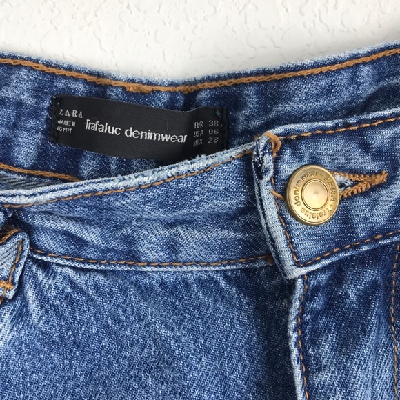 Zara - floral patch mom fit jeans - Picture 5 of 7